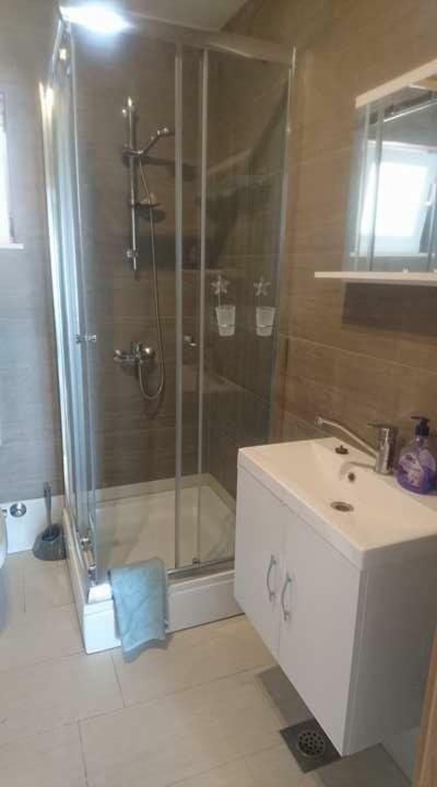 Apartment Adam Zavalatica Zewnętrze zdjęcie